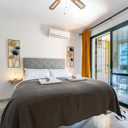 Poolside 2 Bedroom Retreat Apartment