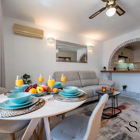 Poolside 2 Bedroom Retreat Apartment