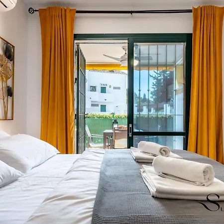 Appartement Poolside 2 Bedroom Retreat *